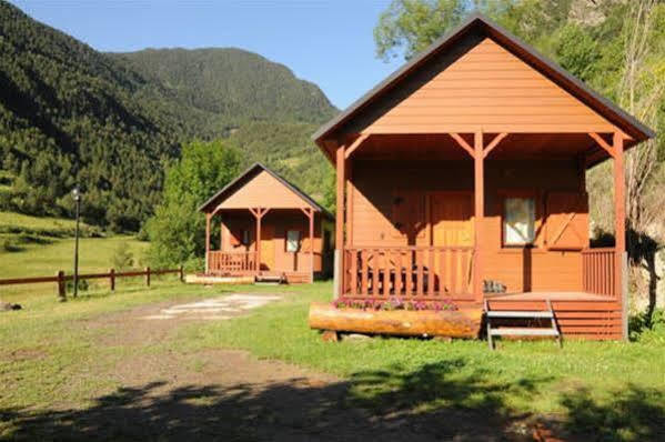 Camping La Torre Hotel Espot Exterior foto