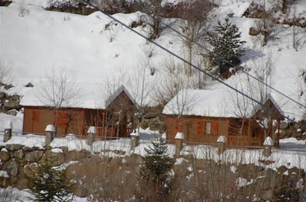 Camping La Torre Hotel Espot Exterior foto
