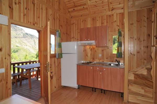 Camping La Torre Hotel Espot Exterior foto